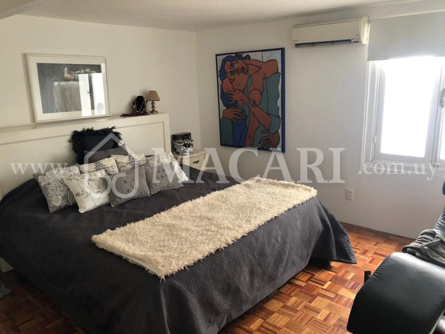 8cf670a3-633c-4dd0-a2dd-ced033f354e4 -macari